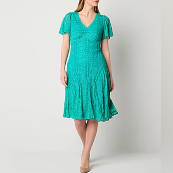 Rabbit Rabbit Rabbit Design Short Sleeve Lace Fit + Flare Dress 4 petite Green - Picture 3 of 10